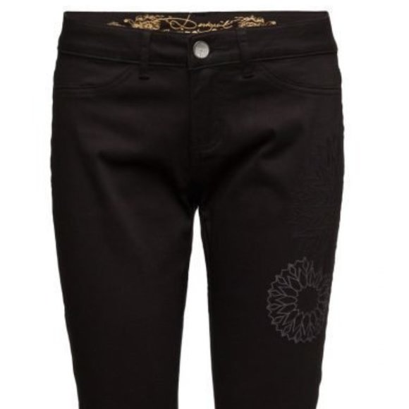 Desigual New Womens Embroidered Hip Skinny Pants LORENE Jeans BLACK NWT 28/4 US - Picture 3 of 16